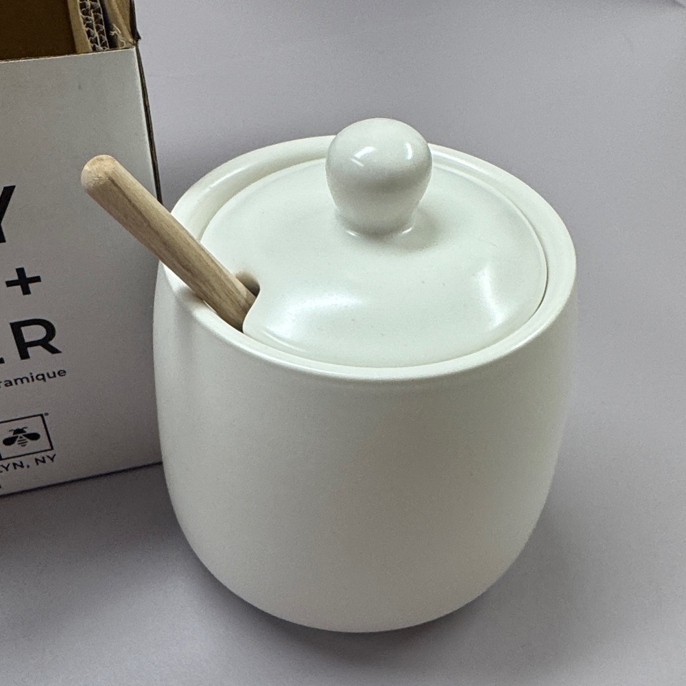 White Honey Pot with Dipper - Picture 2 of 6